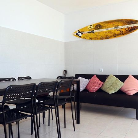 Jjs Yard 2 Hostel Lagos Kültér fotó