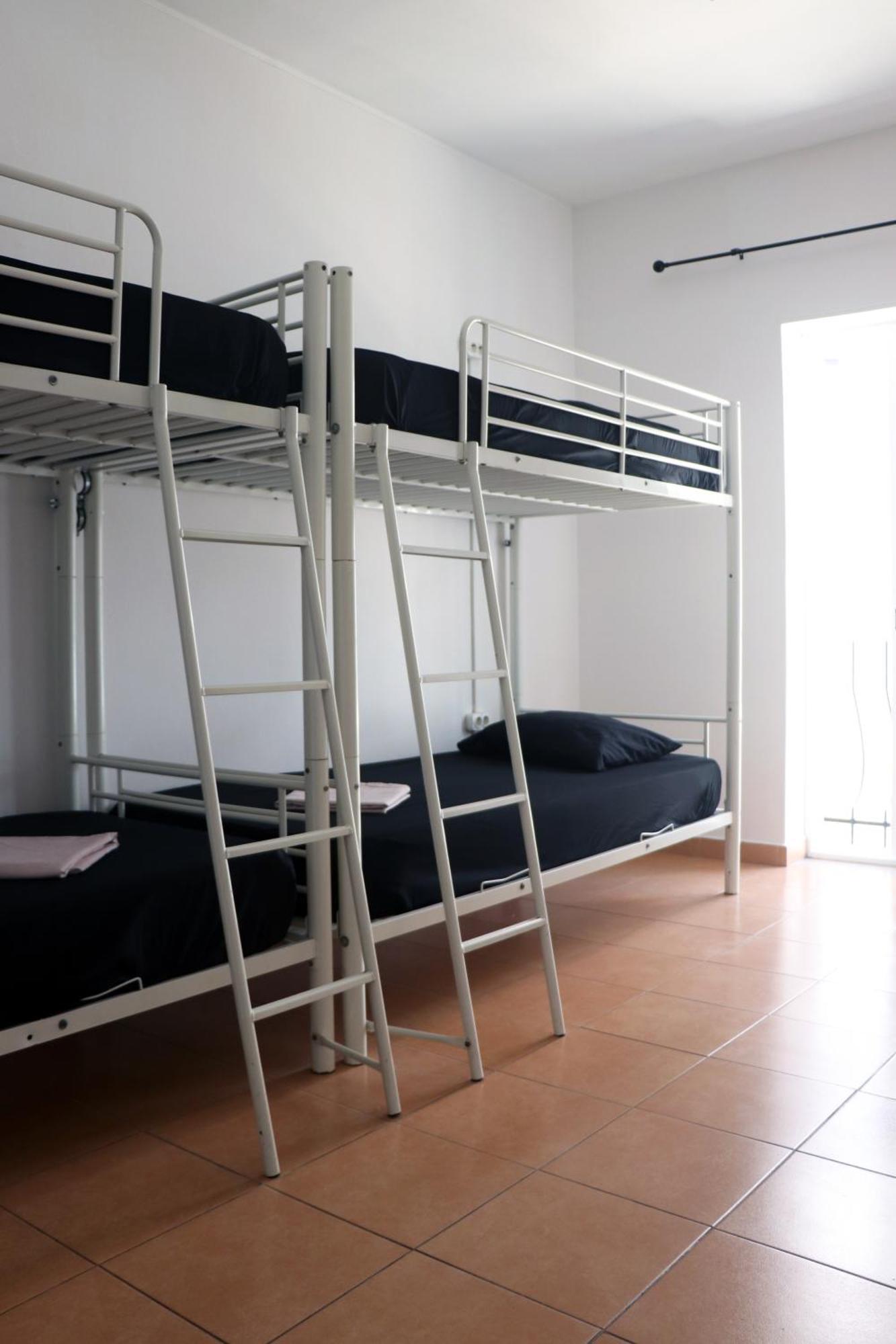 Jjs Yard 2 Hostel Lagos Kültér fotó