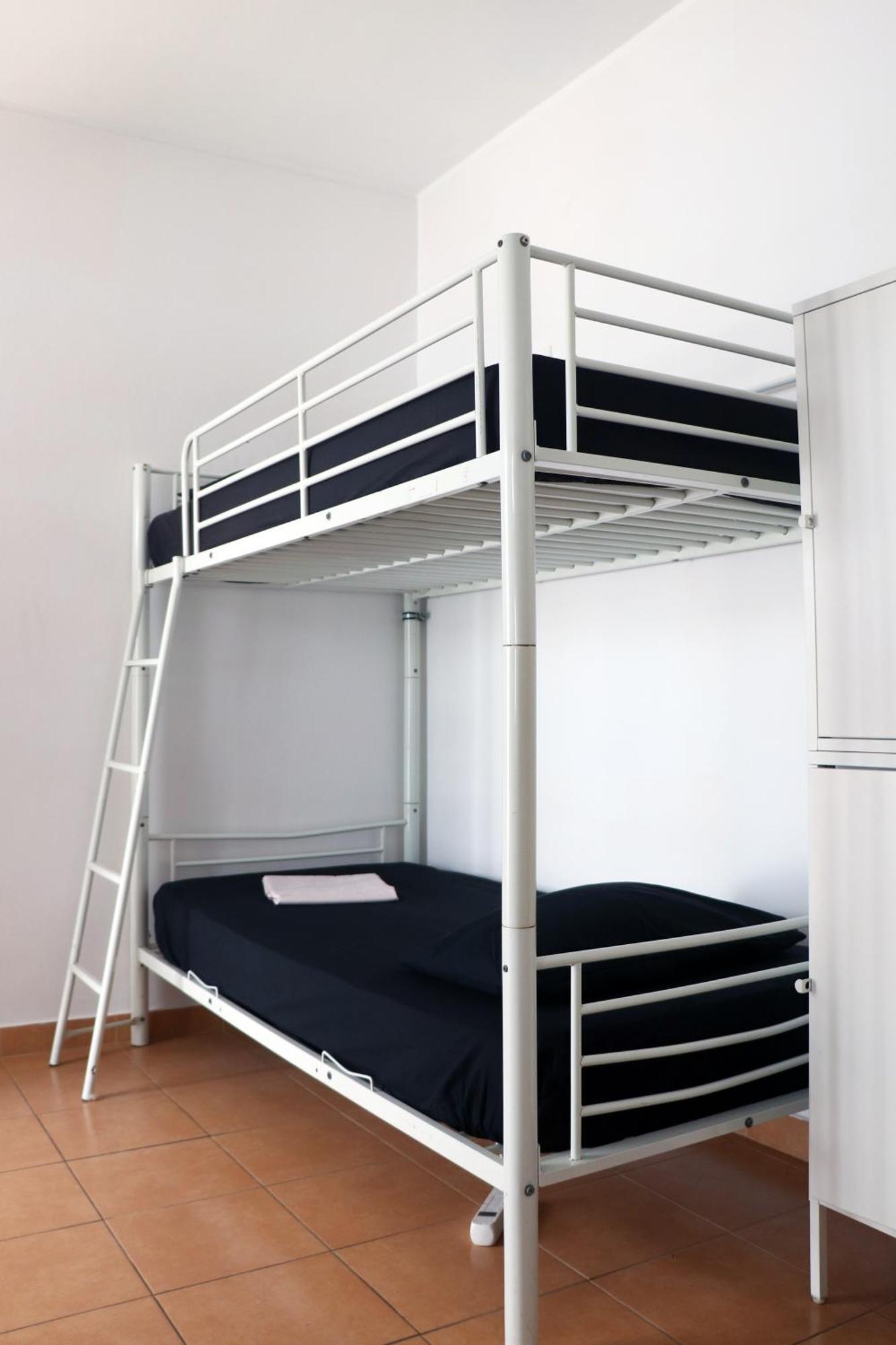 Jjs Yard 2 Hostel Lagos Kültér fotó